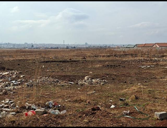 LAND FOR SALE IN PROTEA GLEN EXT